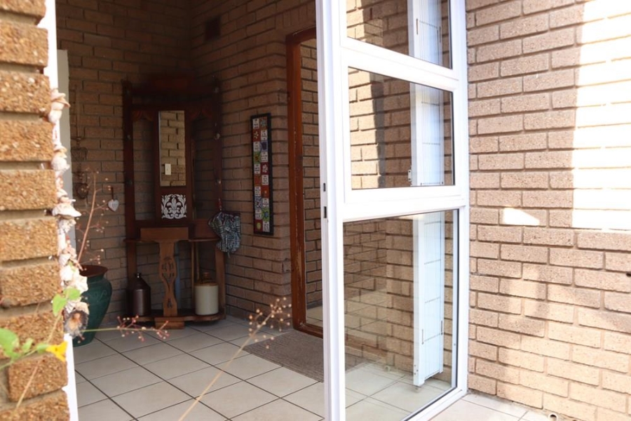 4 Bedroom Property for Sale in Gouritsmond Western Cape